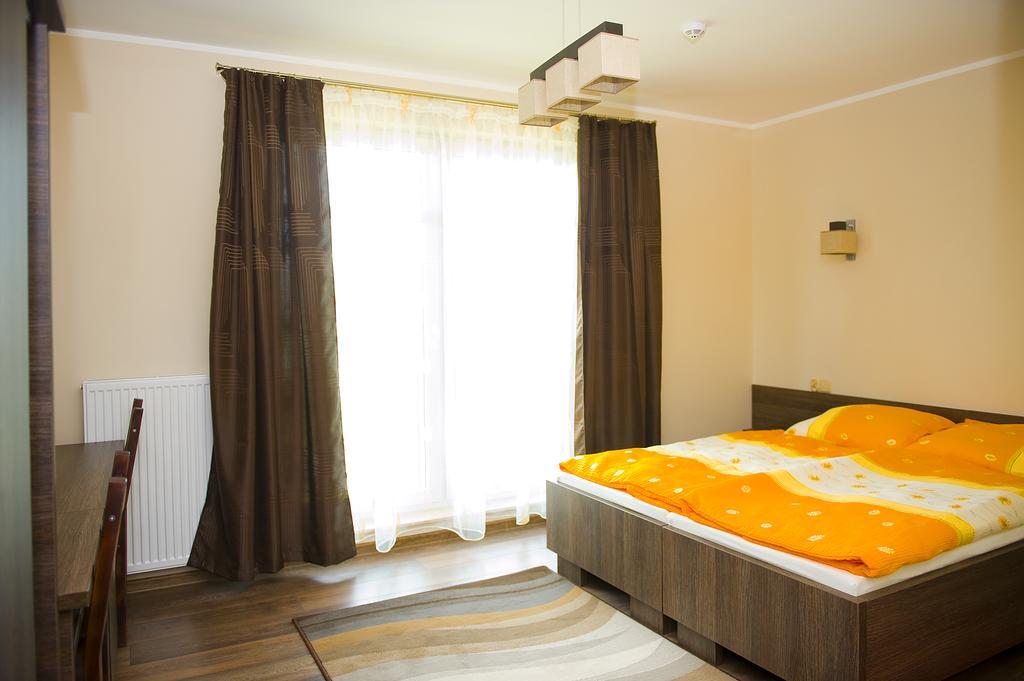 Pokoje Dwuosobowe Władysławowo Habitación foto