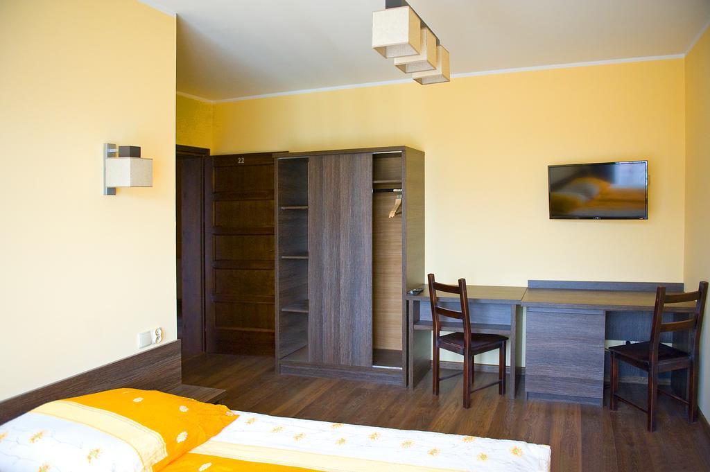 Pokoje Dwuosobowe Władysławowo Habitación foto